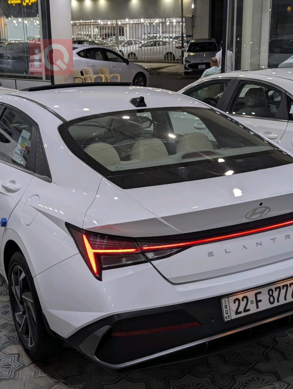 هیوندای ئەلەنترا